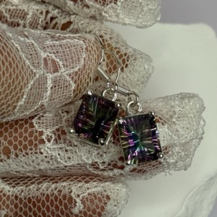 925 Sterling Silver Alexandrite Elegant Earrings Length 1.2 Inch