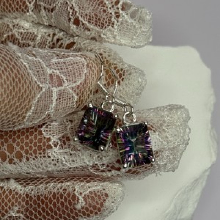 925 Sterling Silver Alexandrite Elegant Earrings Length 1.2 Inch