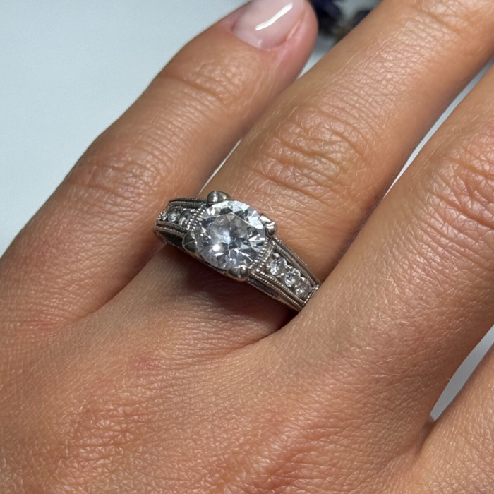925 Sterling Silver CZ Ring Size 6