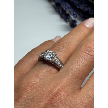 925 Sterling Silver CZ Ring Size 6