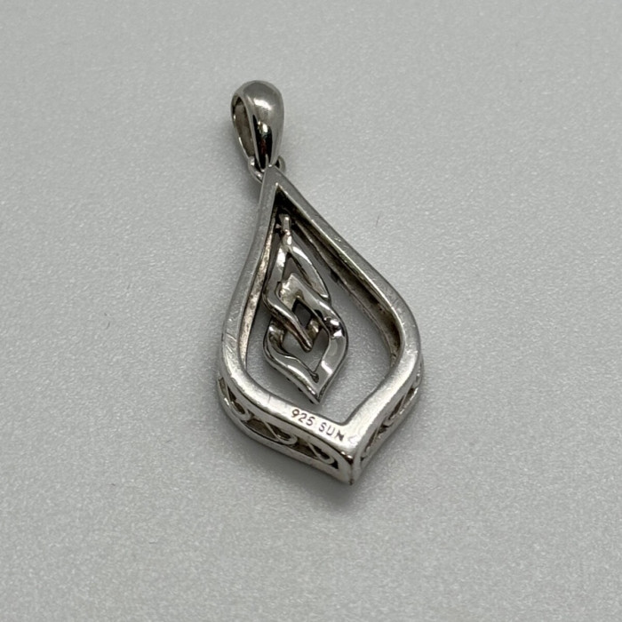925 Sterling Silver Blue & White Spinel Pendant Length 33 Mm