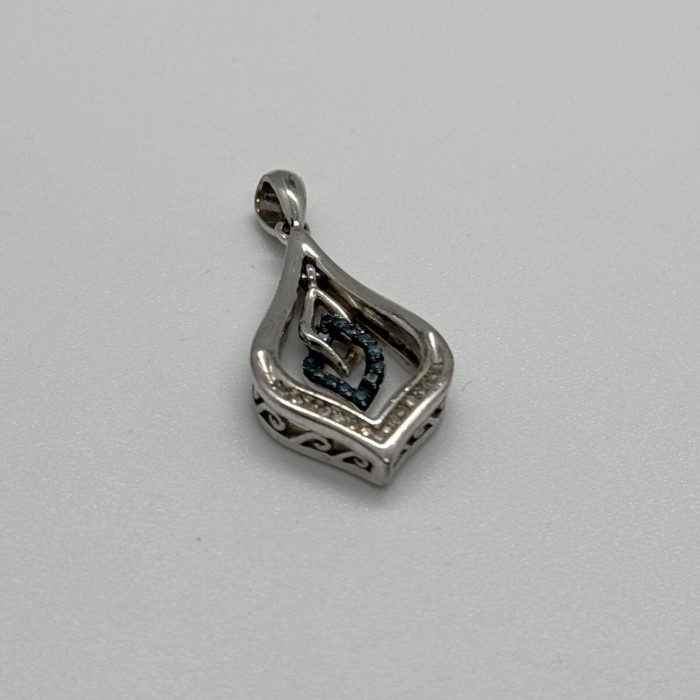 925 Sterling Silver Blue & White Spinel Pendant Length 33 Mm
