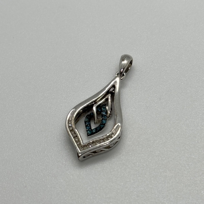 925 Sterling Silver Blue & White Spinel Pendant Length 33 Mm