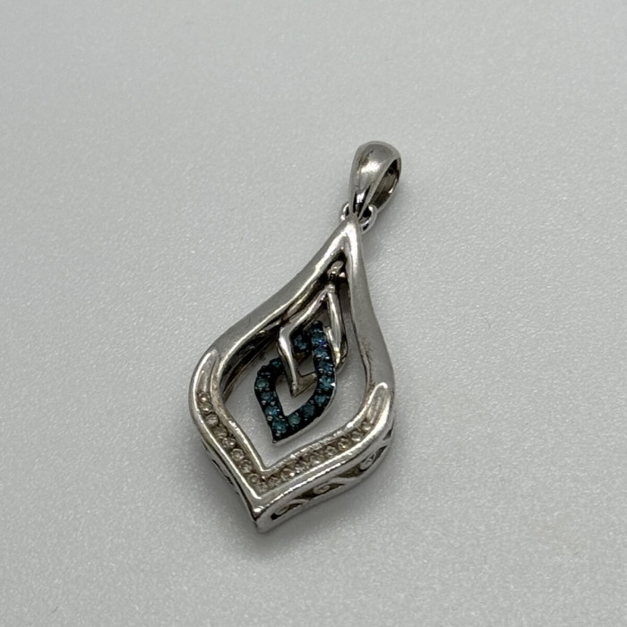 925 Sterling Silver Blue & White Spinel Pendant Length 33 Mm