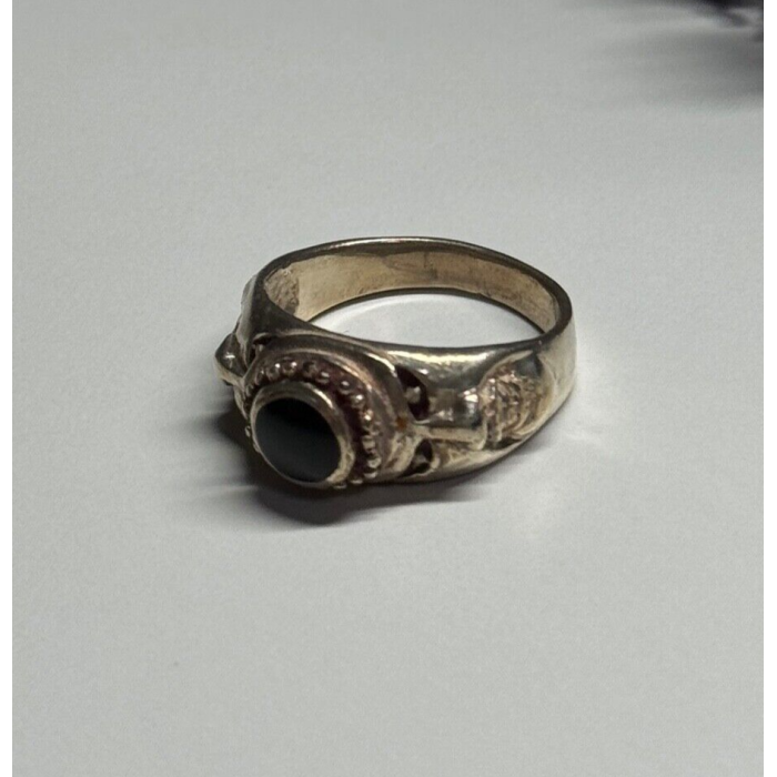 Vintage 925 Sterling Silver Black Enamel Face Ring Size 8
