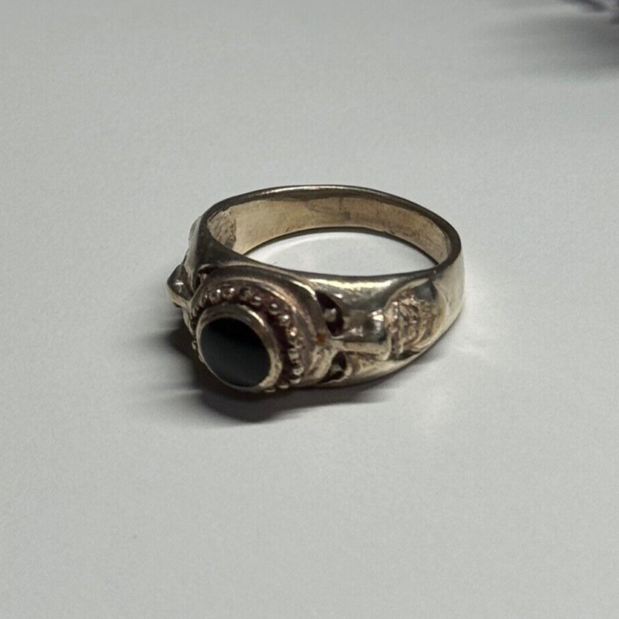 Vintage 925 Sterling Silver Black Enamel Face Ring Size 8