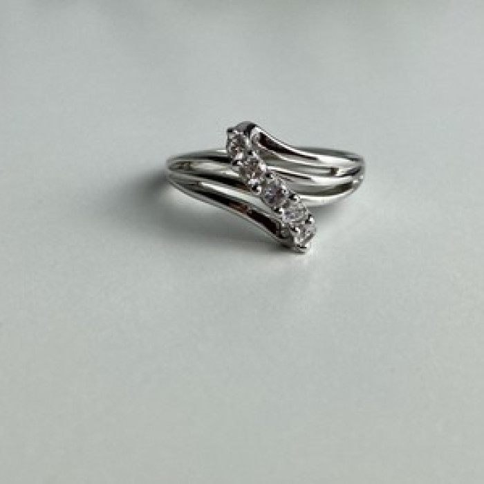 925 Sterling Silver White Topaz Ring Size 7