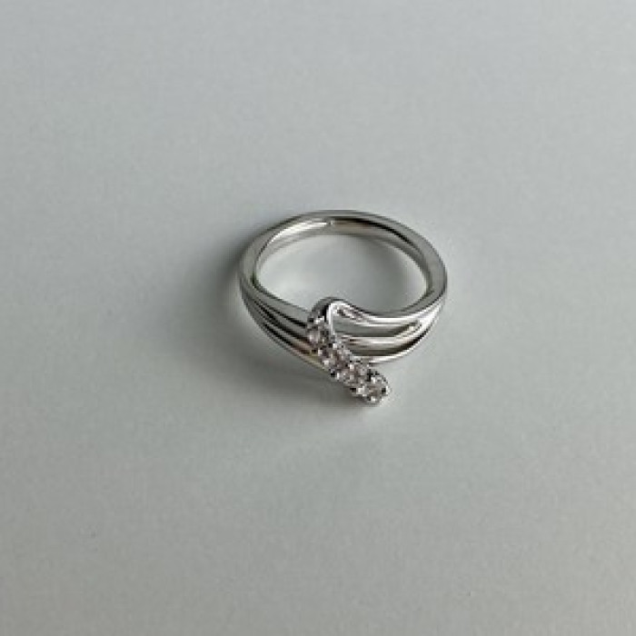 925 Sterling Silver White Topaz Ring Size 7