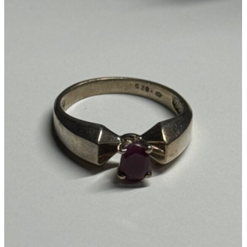 925 Sterling Silver Ruby Ring Size 6