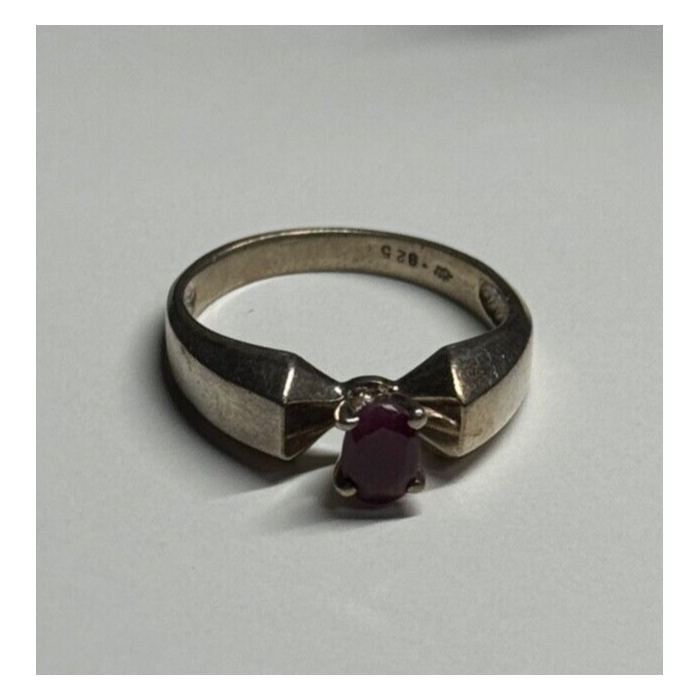 925 Sterling Silver Ruby Ring Size 6