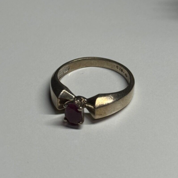 925 Sterling Silver Ruby Ring Size 6