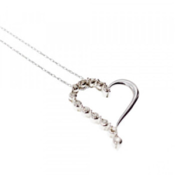 10K White Gold Diamonds Heart Chain With Pendant