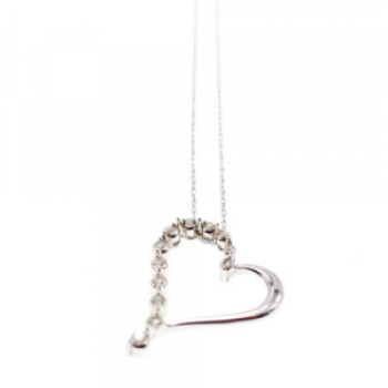 10K White Gold Diamonds Heart Chain With Pendant