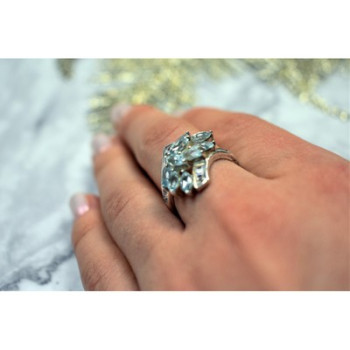 925 Sterling Silver Blue Spinel Ring Size 8