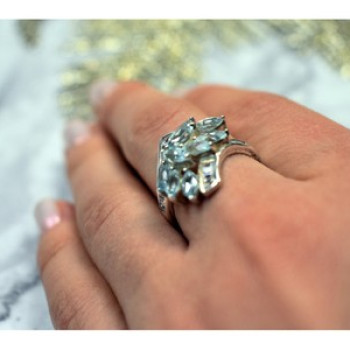 925 Sterling Silver Blue Spinel Ring Size 8