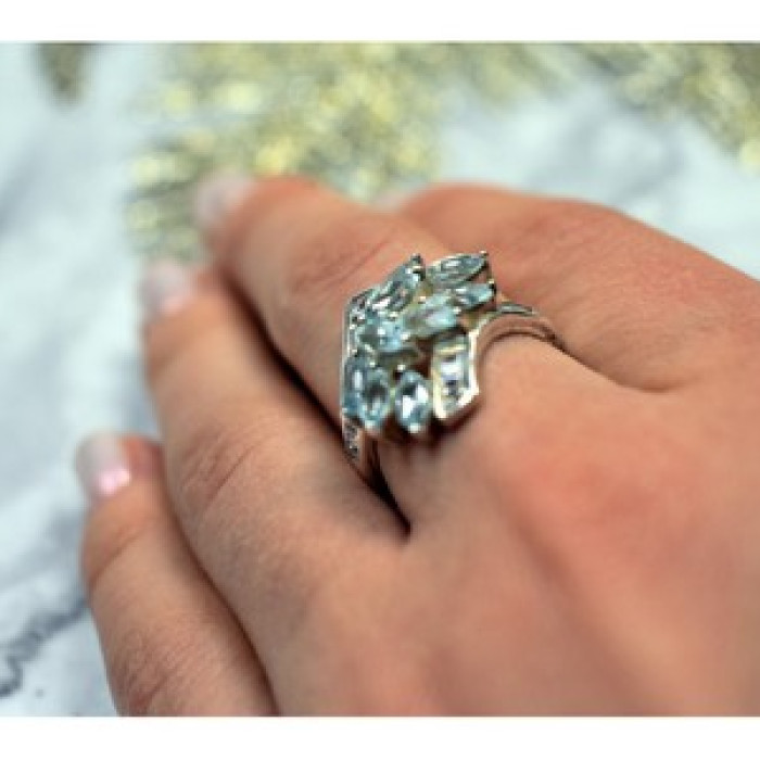 925 Sterling Silver Blue Spinel Ring Size 8