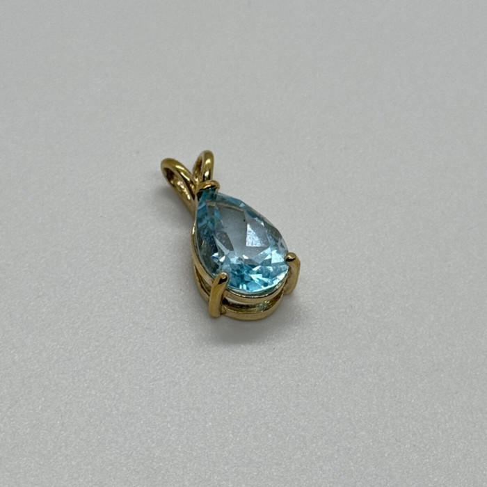 925 Sterling Silver Gold Plated Topaz Pendant Length 21 mm