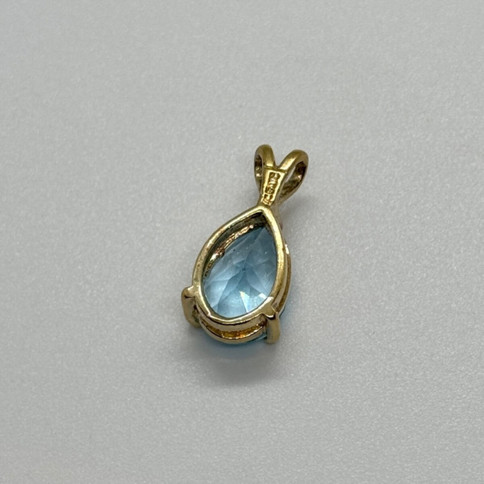 925 Sterling Silver Gold Plated Topaz Pendant Length 21 mm