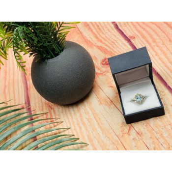 925 Sterling Silver Topaz Ring Size 6.5