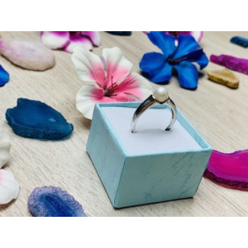 925 Sterling Silver Pearl Ring Size 8