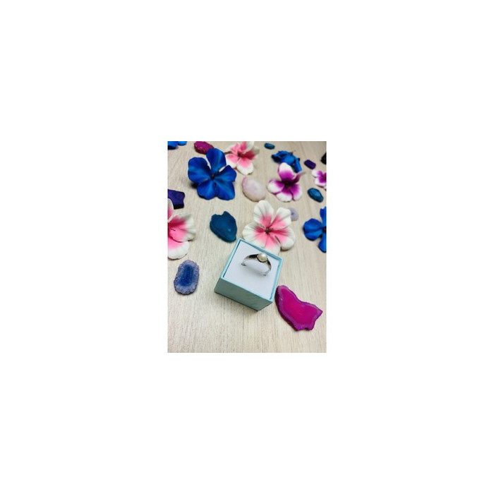 925 Sterling Silver Pearl Ring Size 8