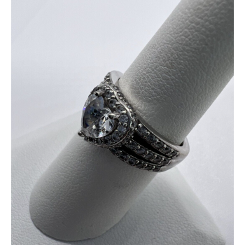 925 Sterling Silver & CZ Heart Ring Size 6