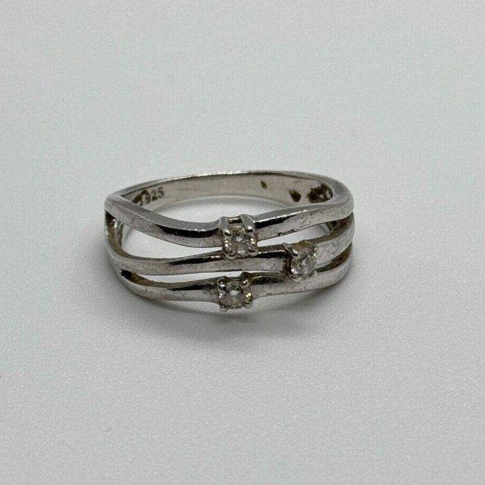 925 Sterling Silver CZ Ring Size 6