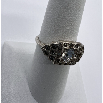 925 Sterling Silver & CZ Ring Size 7
