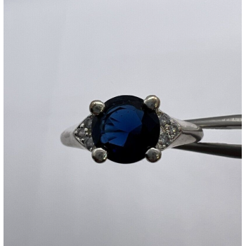 925 Sterling Silver Sapphire & Goshenite Ring Size 7