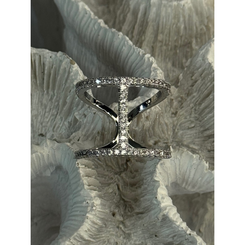 Elegant Design 925 Sterling Silver CZ Ring Size 7 & 8