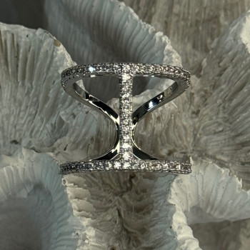 Elegant Design 925 Sterling Silver CZ Ring Size 7 & 8