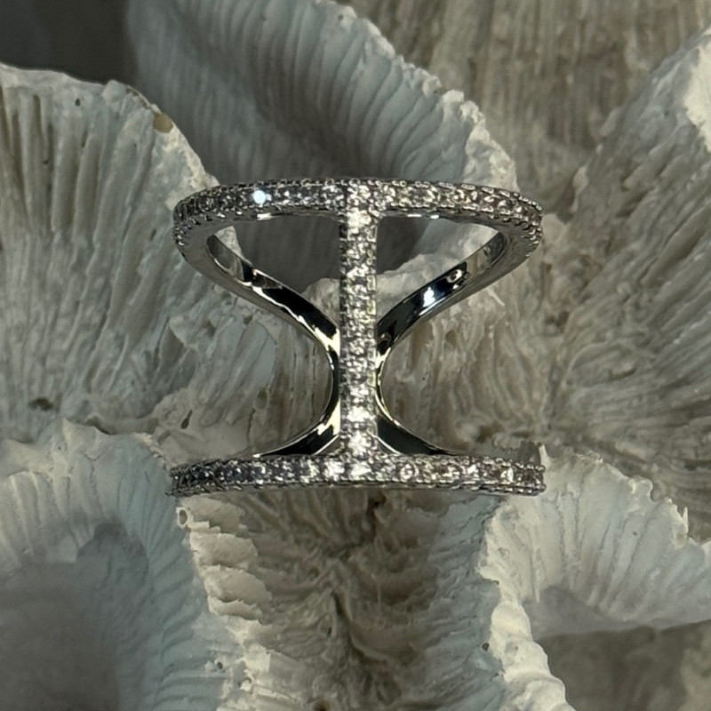 Elegant Design 925 Sterling Silver CZ Ring Size 7 & 8