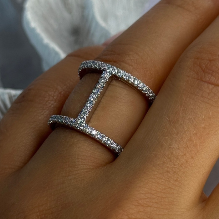 Elegant Design 925 Sterling Silver CZ Ring Size 7 & 8