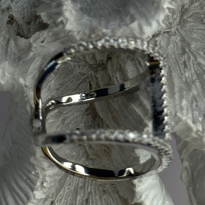 Elegant Design 925 Sterling Silver CZ Ring Size 7 & 8