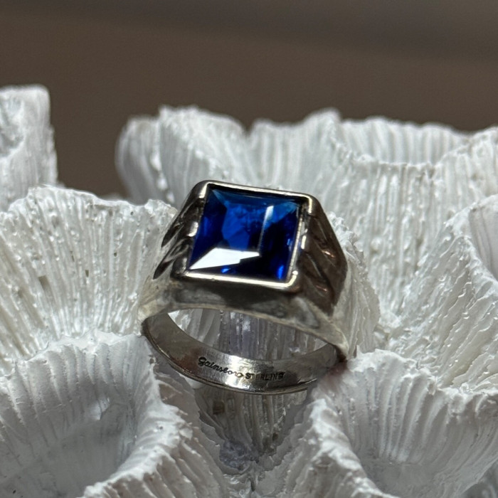 925 Sterling Silver Gainsboro Sapphire Men'S Ring Size 9