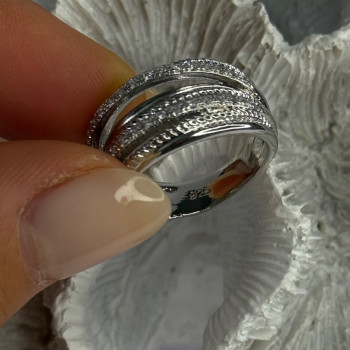 925 Sterling Silver Ring Size 7 (adjustable)