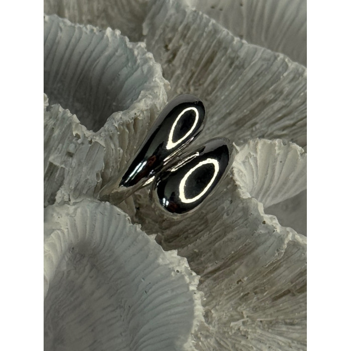 925 Sterling Silver Ring Size 7 Sizable