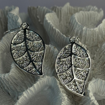 Beautiful Design Leaf 925 Sterling Silver Earrings Length 2.20 Inch
