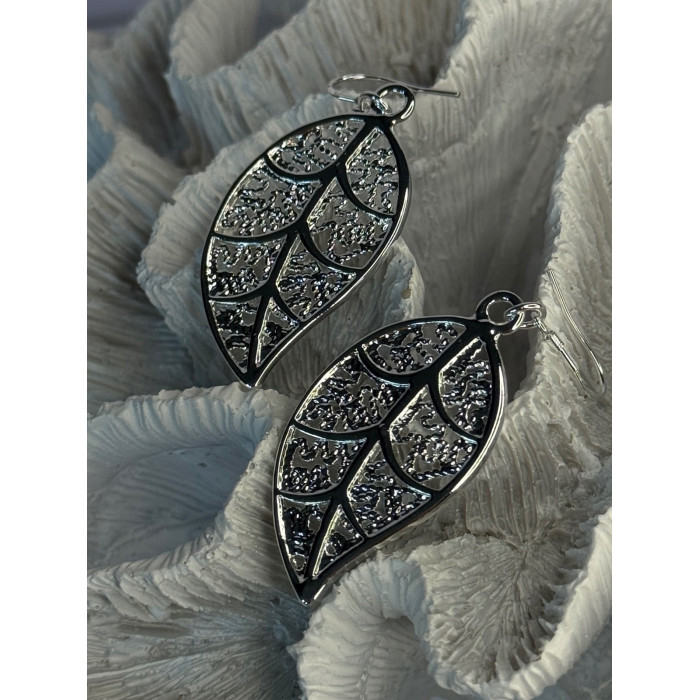 Beautiful Design Leaf 925 Sterling Silver Earrings Length 2.20 inch