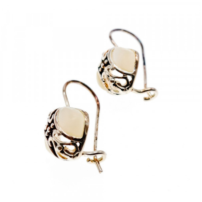 Vintage 925 Sterling Silver Mother Of Pearl Earrings