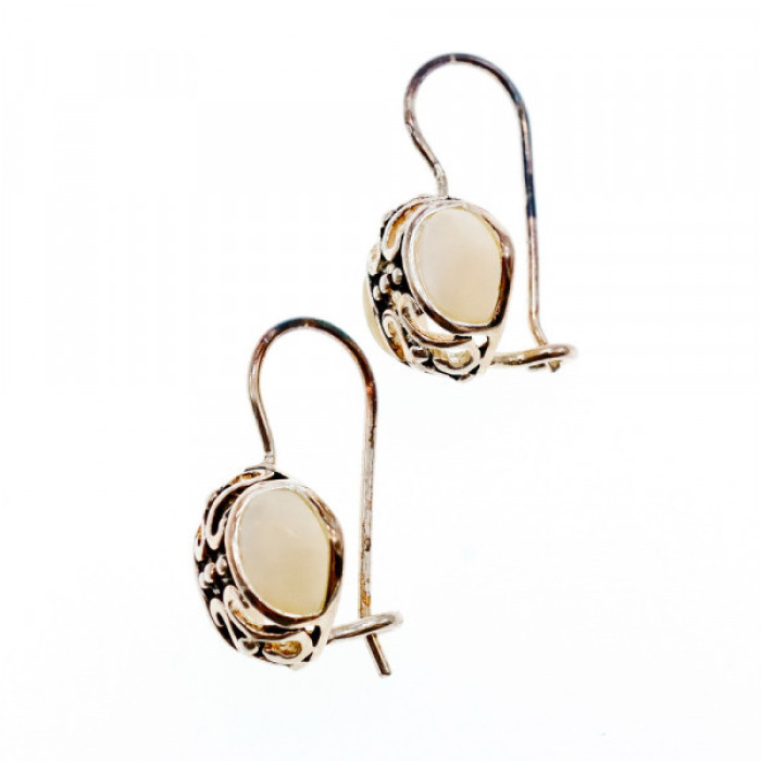 Vintage 925 Sterling Silver Mother Of Pearl Earrings
