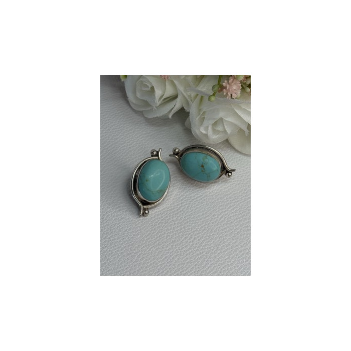 925 Sterling Silver Turquoise Clip Earrings Length 1.15 Inch