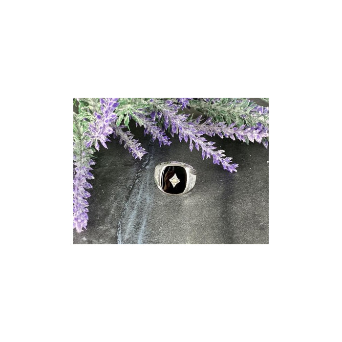 925 Sterling Silver Black Nephrite & CZ Ring Size 9