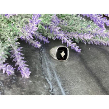 925 Sterling Silver Black Nephrite & CZ Ring Size 9