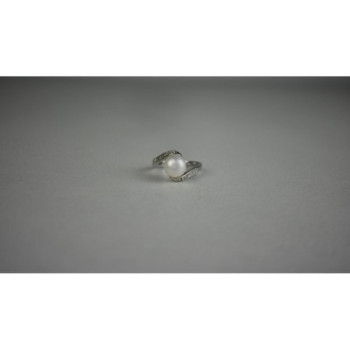 925 Sterling Silver Pearl & Colorless Spinel Ring Size 8