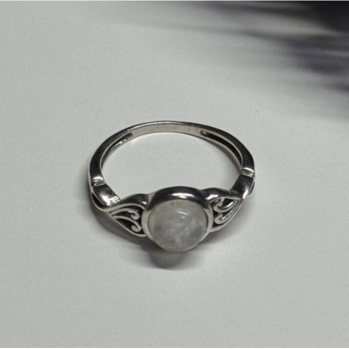 925 Sterling Silver Moonstone Ring Size 7