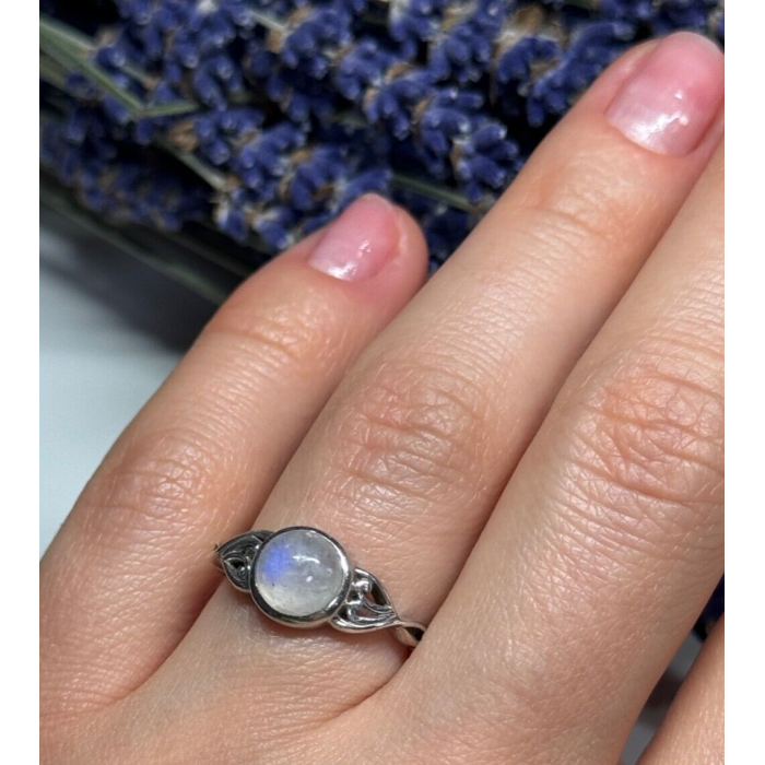 925 Sterling Silver Moonstone Ring Size 7