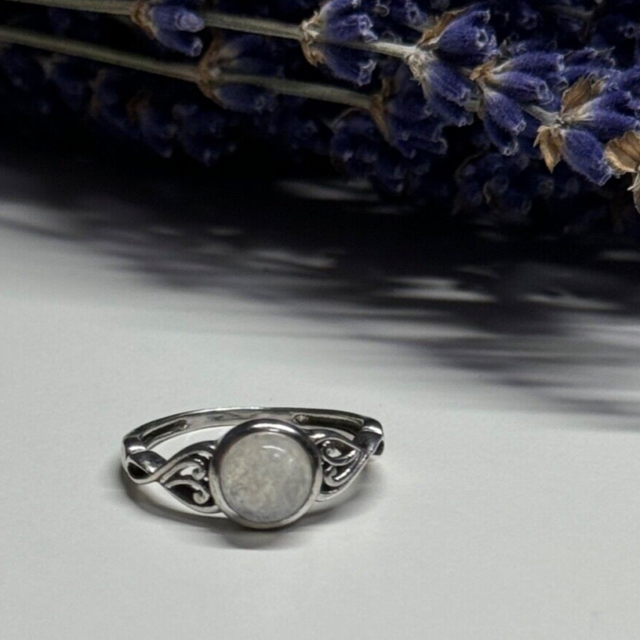 925 Sterling Silver Moonstone Ring Size 7