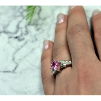 925 Sterling Silver Pink & White CZ Ring Size 6