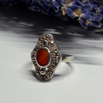 925 Sterling Silver Amber & Marcasite Ring Size 5